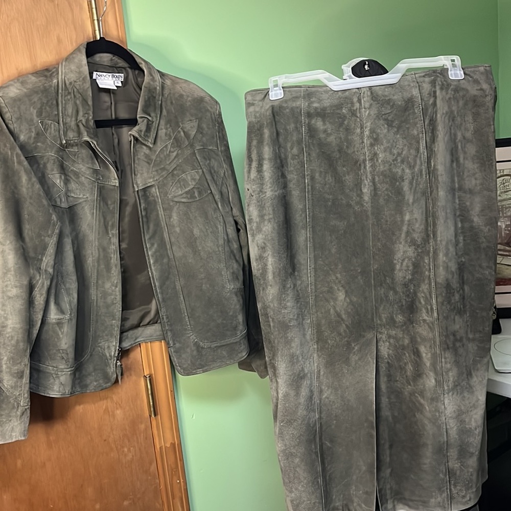 Nancy Bolen Woman’s Suede Jacket and Skirt Set